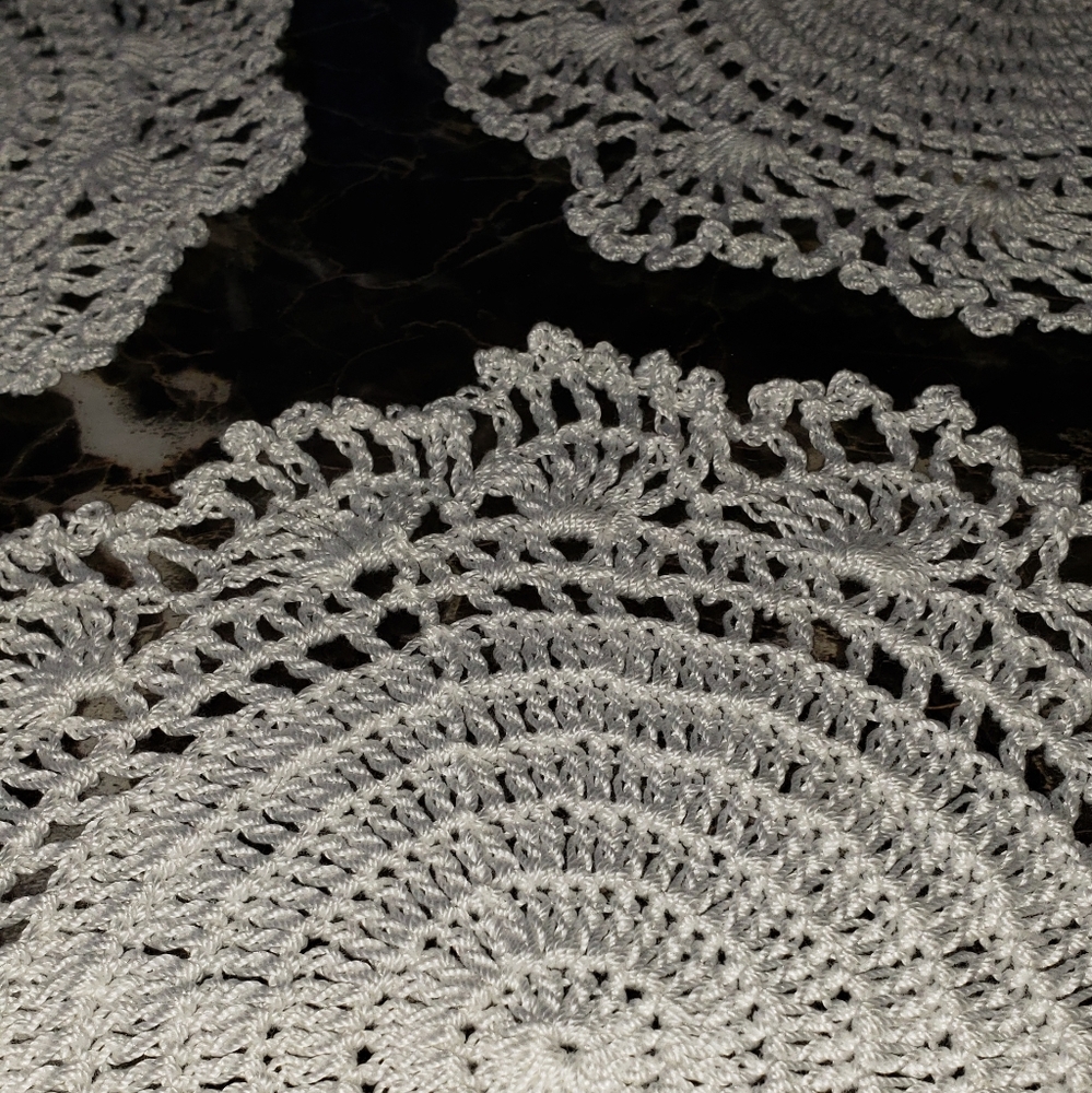 Doily Tea Set - Picture 2 of 2